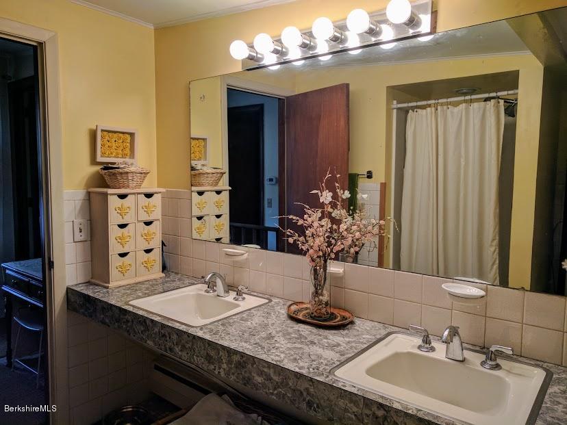 1 Stockbridge Road Lee, MA 01238 - Photo 16 of 17 Upstairs Bath