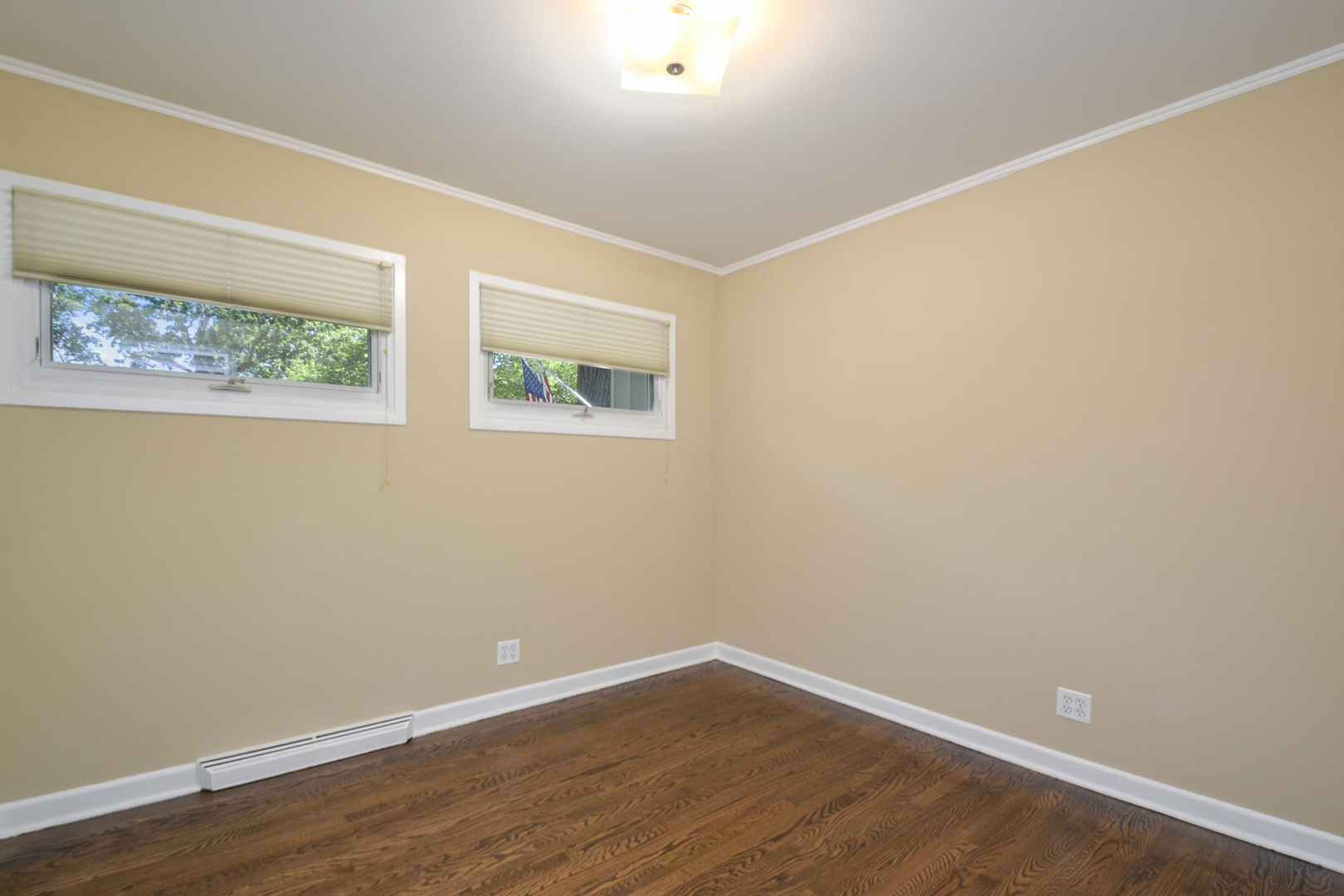 1028 Dell Road Northbrook, IL 60062 - Photo 11 of 19