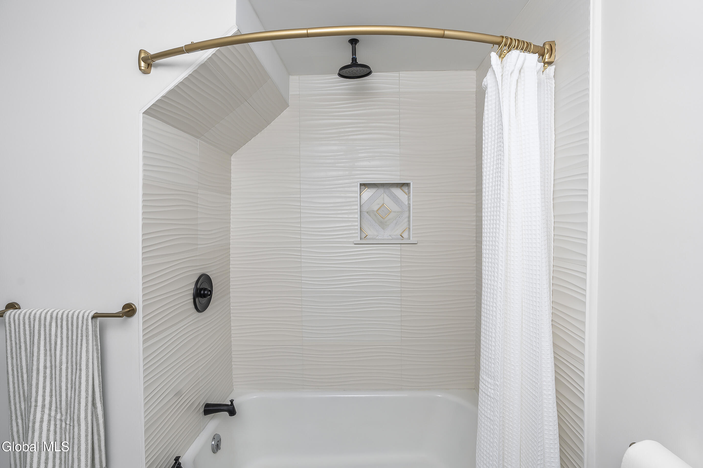 9 Michigan Avenue Rensselaer, NY 12144 - Photo 11 of 19 024-9-Michigan-Ave-Rensselaer-NY-12144