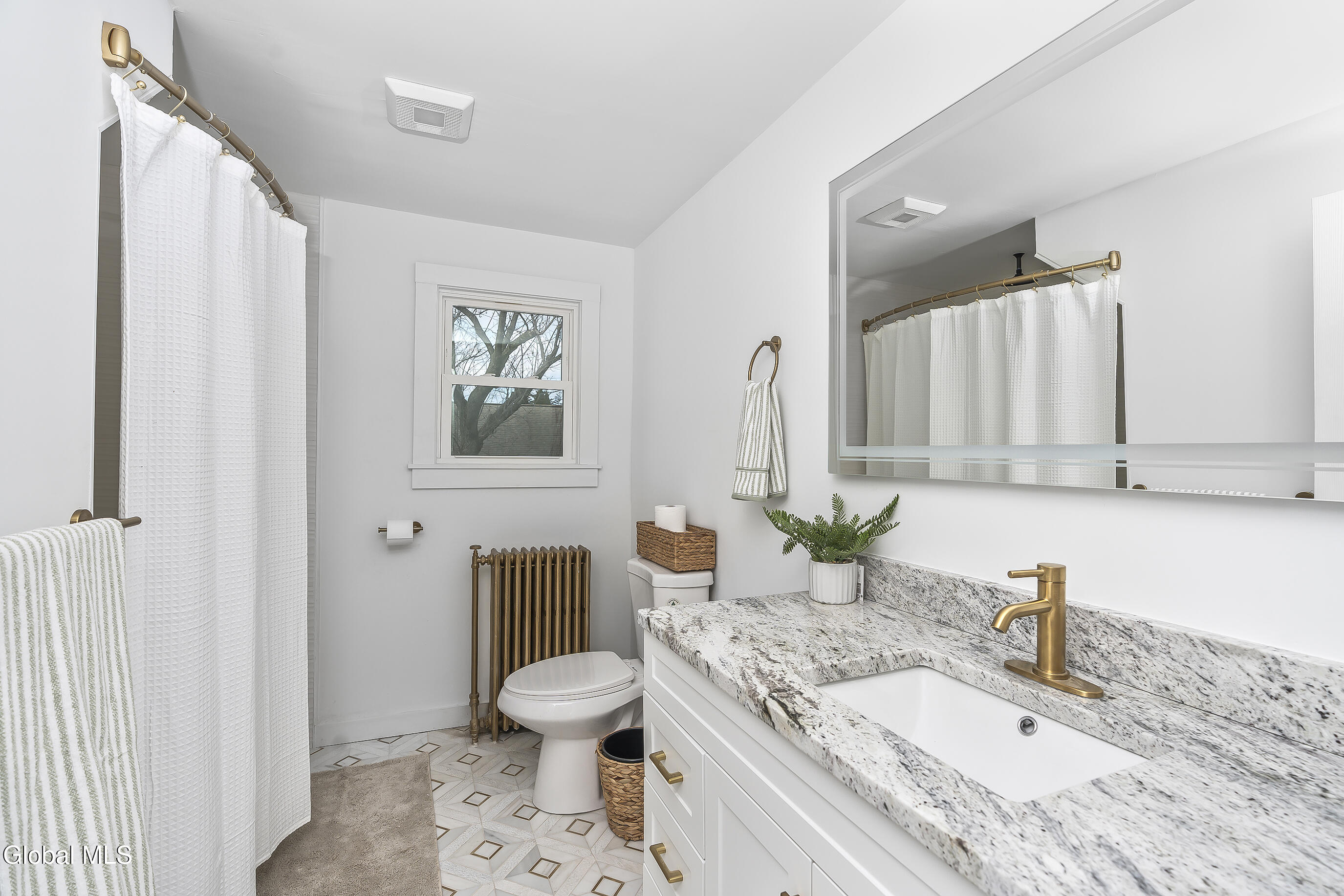 9 Michigan Avenue Rensselaer, NY 12144 - Photo 10 of 19 022-9-Michigan-Ave-Rensselaer-NY-12144