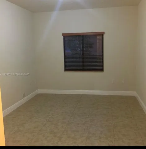 $2,900 | 41 West 14th Street, Unit 1, Hialeah, FL 33010