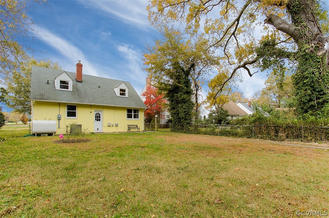 4813 Brook Road Richmond, VA 23227 - Photo 26 of 29 Large, flat back yard with dedicated parking behin