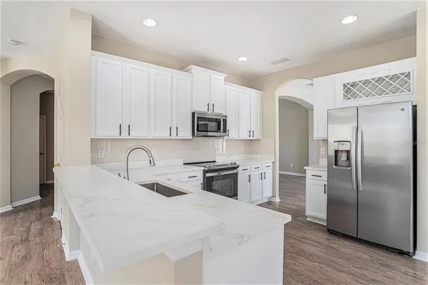 $2,985 | 8602 Sandy Plains Drive, Riverview, FL 33578