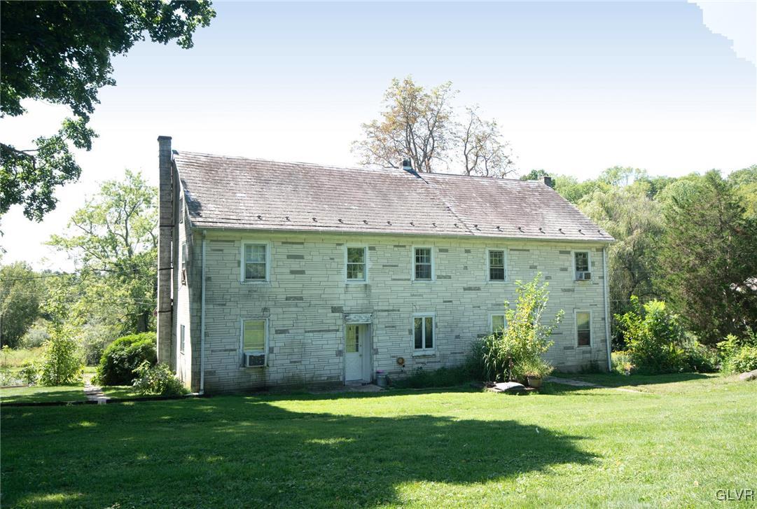 6241 Hickory Road Slatington, PA 18080 - Photo 2 of 50 Rear of Property