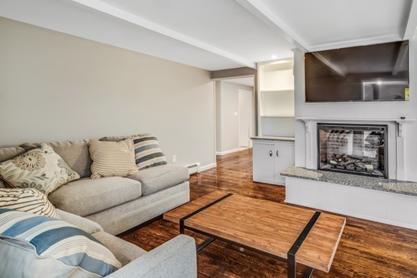 53 Cedarwood Road Scituate, MA 02066 - Photo 8 of 24 Gallery Image 8