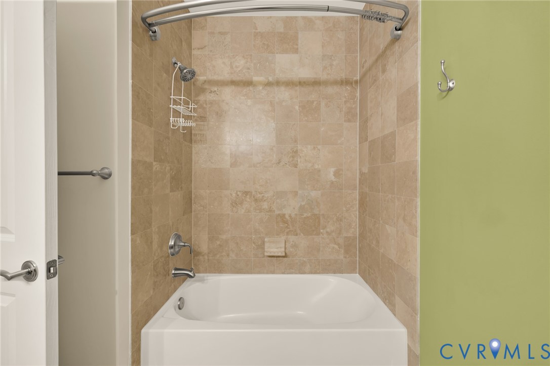 1418 North Rhodes Street, Unit B105 Arlington, VA 22209 - Photo 26 of 39