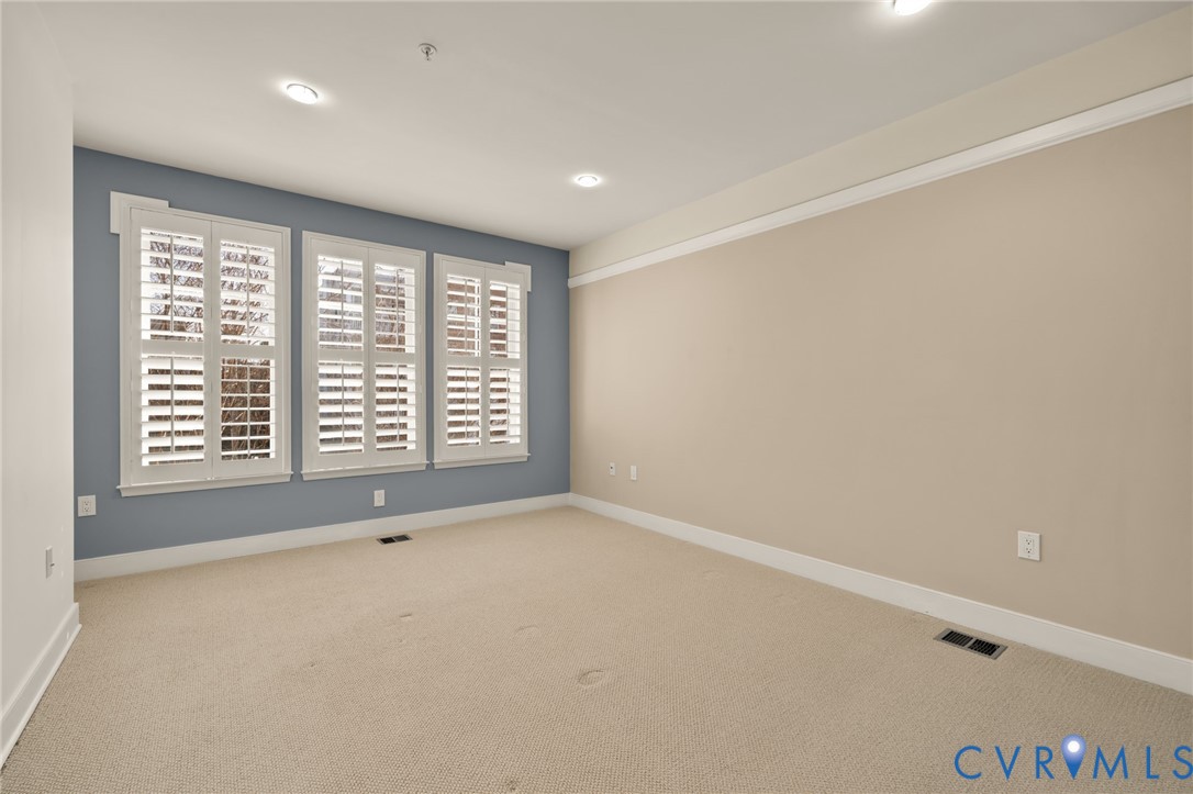 1418 North Rhodes Street, Unit B105 Arlington, VA 22209 - Photo 27 of 39