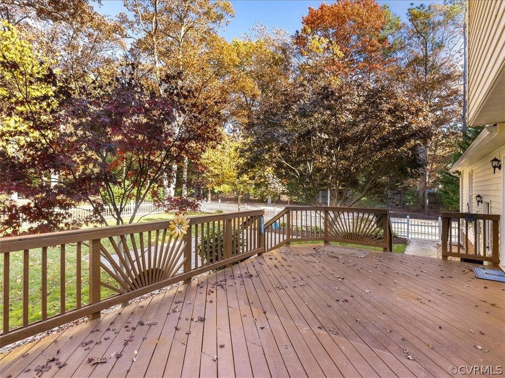 13630 Spring Run Road Midlothian, VA 23112 - Photo 21 of 30 a balcony with wooden floor and trees