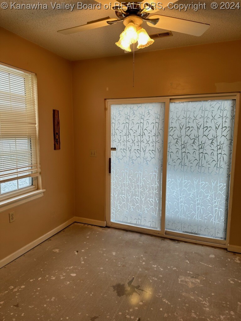 20 Wynfield Trace Winfield, WV 25213 - Photo 11 of 14 Gallery Image 11