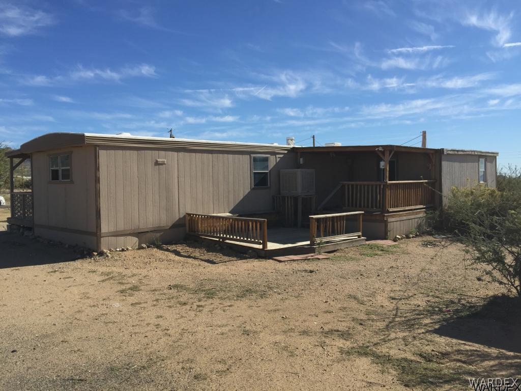 3293 Heber Road Golden Valley, AZ 86413 - Photo 11 of 22 a backyard of a house