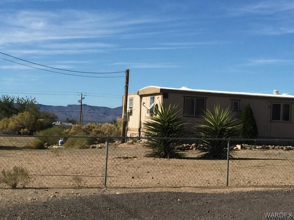3293 Heber Road Golden Valley, AZ 86413 - Photo 2 of 22 a view of a house with a outdoor space