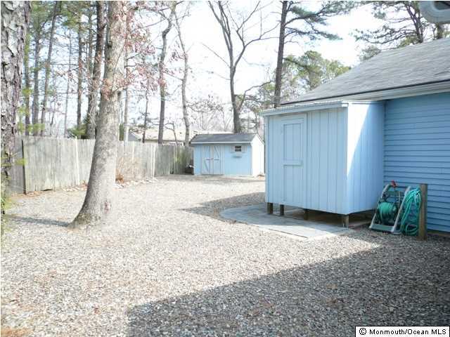 131 Launch Road Manahawkin, NJ 08050 - Photo 22 of 25 a view of a backyard