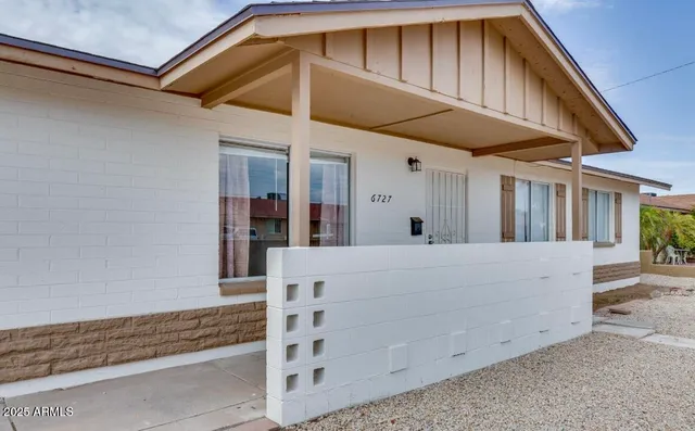 $335,000 | 6727 West Roma Avenue, Phoenix, AZ 85033