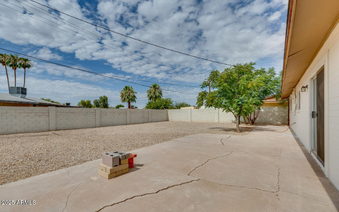 6727 West Roma Avenue Phoenix, AZ 85033 - Photo 10 of 10 IMG_0648