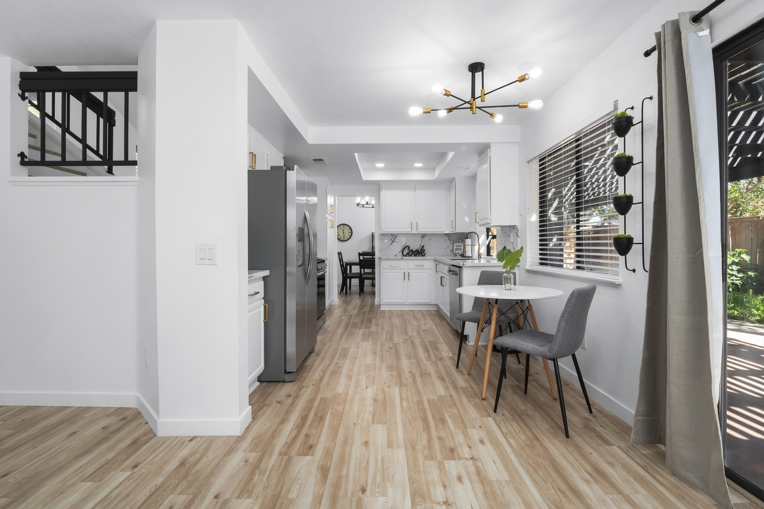 2012 Comstock Court Palmdale, CA 93551 - Photo 16 of 44 P1803171