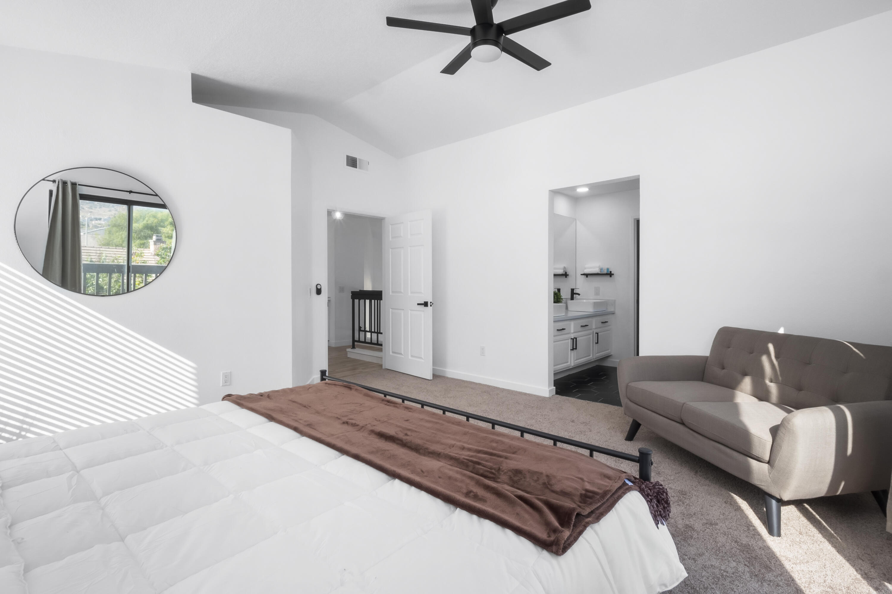 2012 Comstock Court Palmdale, CA 93551 - Photo 29 of 44 P1803312