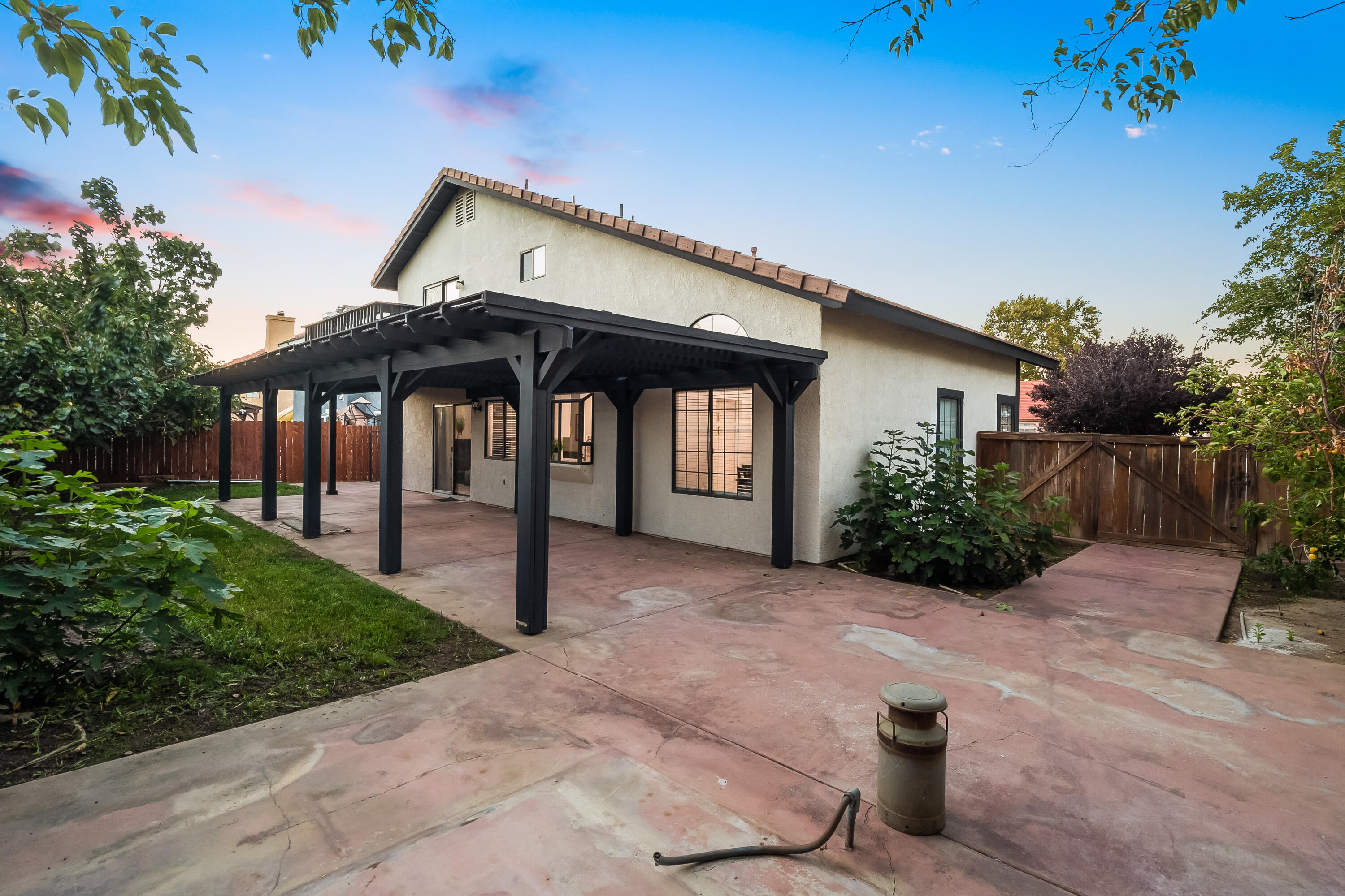 2012 Comstock Court Palmdale, CA 93551 - Photo 42 of 44 Comstock Front-2