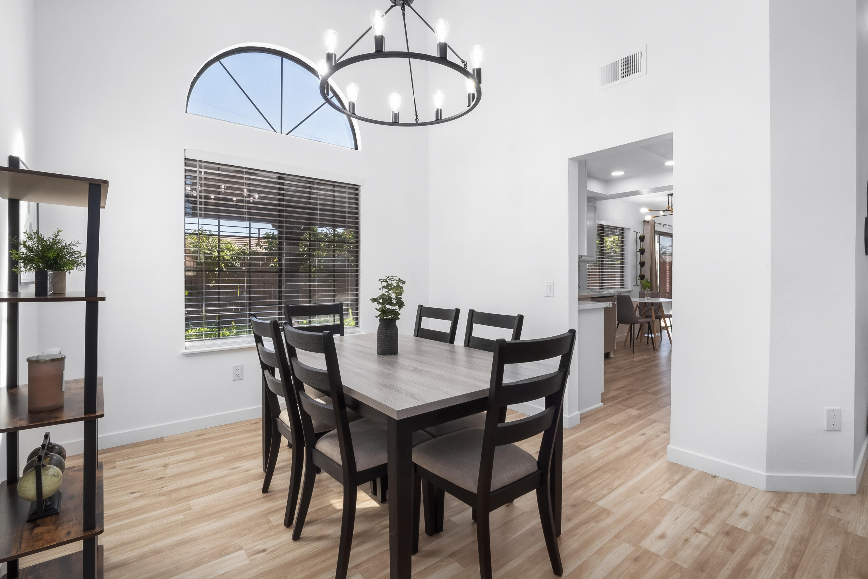 2012 Comstock Court Palmdale, CA 93551 - Photo 9 of 44 P1803098