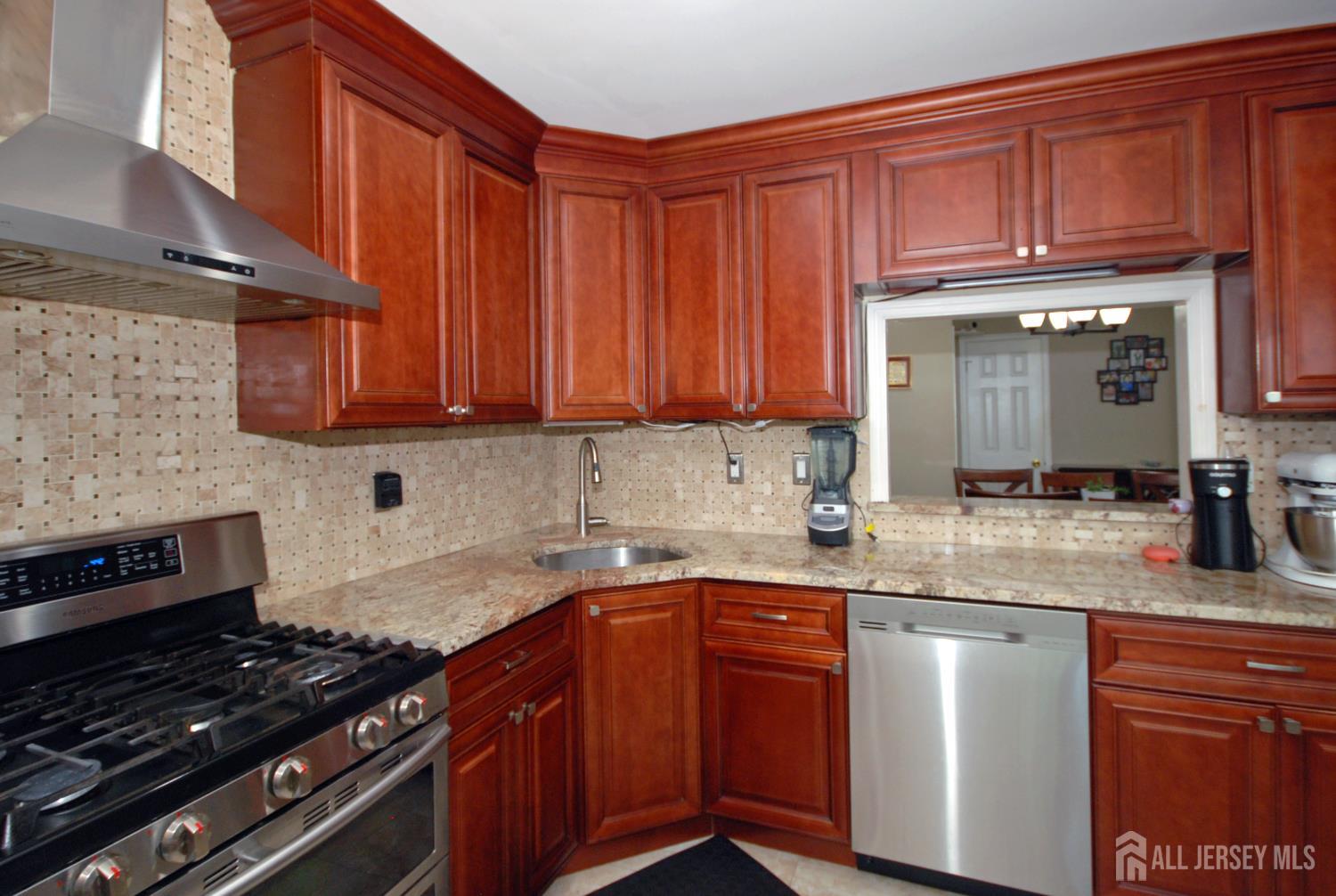 96 Brewster Circle Old Bridge, NJ 08857 - Photo 13 of 34