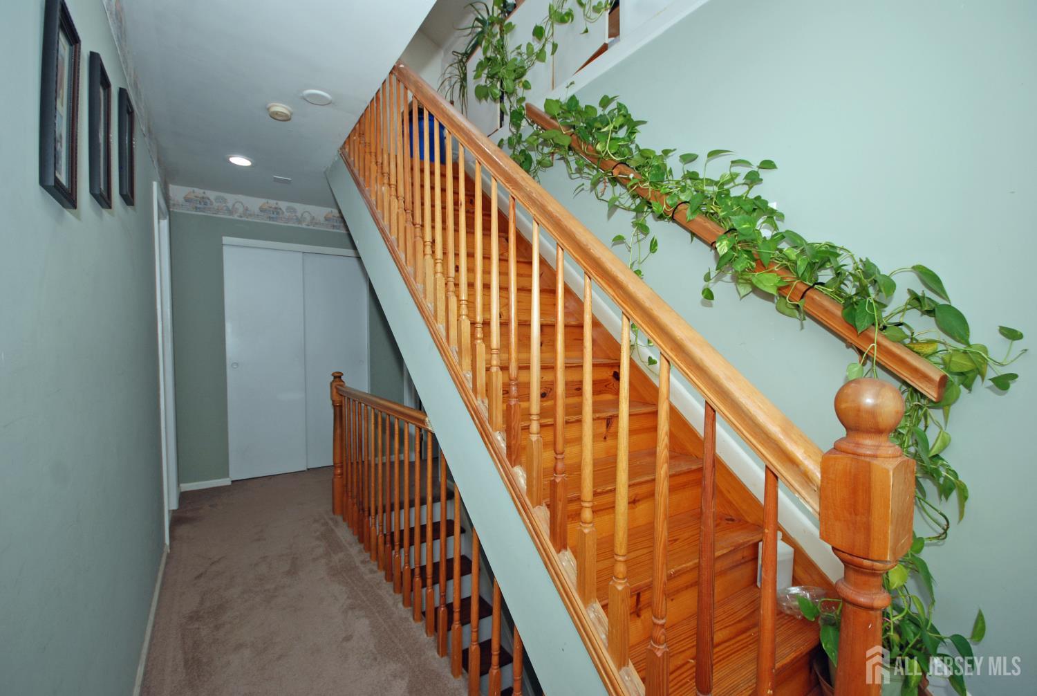 96 Brewster Circle Old Bridge, NJ 08857 - Photo 27 of 34