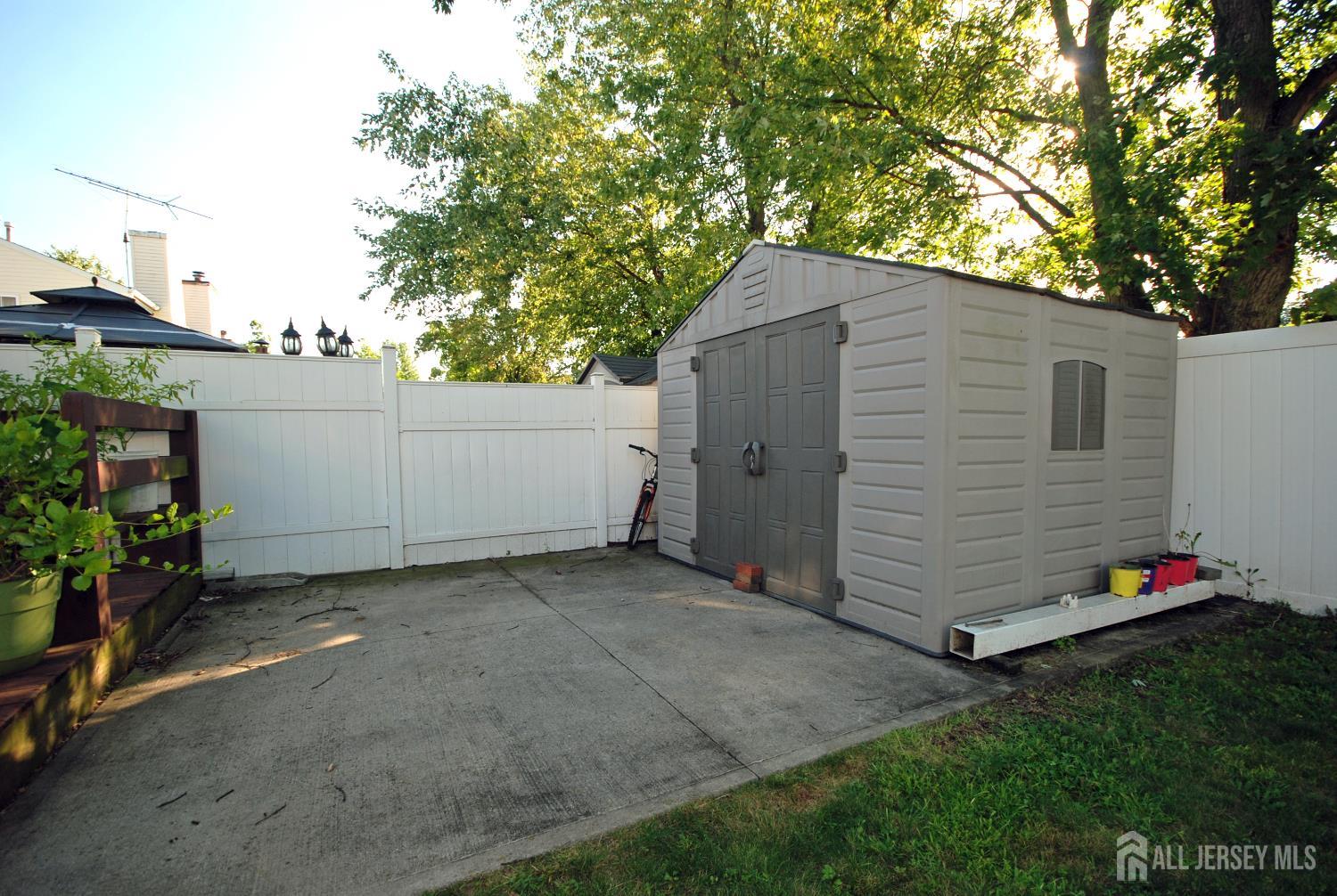 96 Brewster Circle Old Bridge, NJ 08857 - Photo 33 of 34