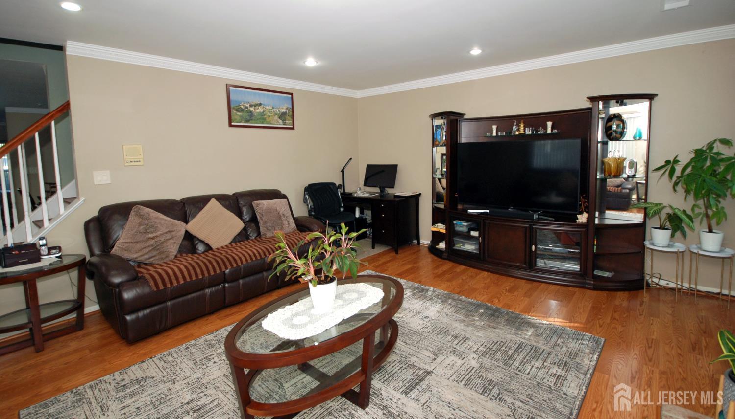 96 Brewster Circle Old Bridge, NJ 08857 - Photo 4 of 34