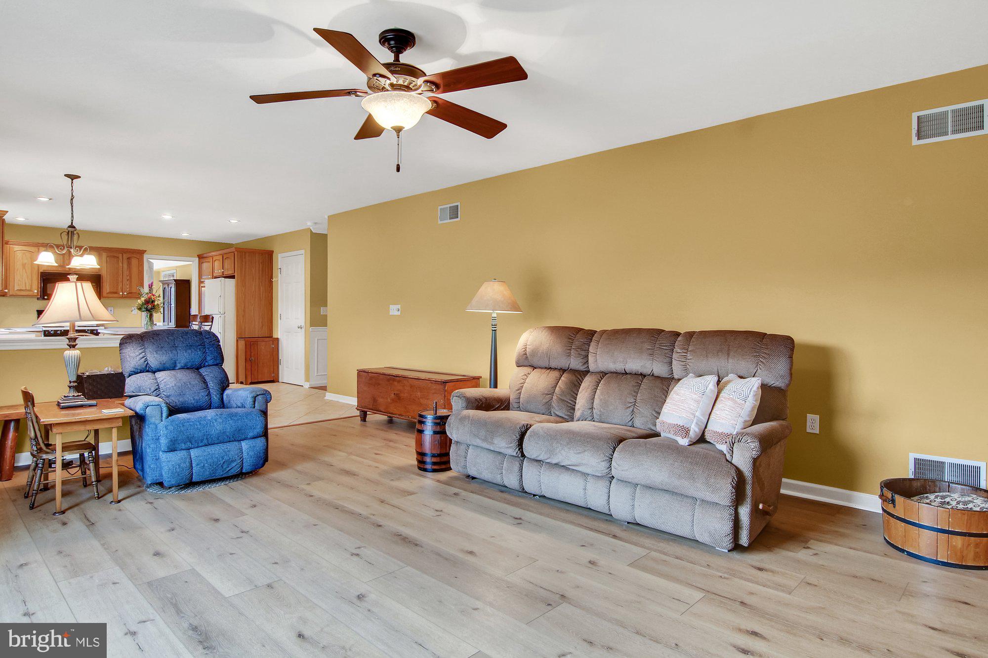 4989 Bossler Road Elizabethtown, PA 17022 - Photo 9 of 32 Gallery Image 9