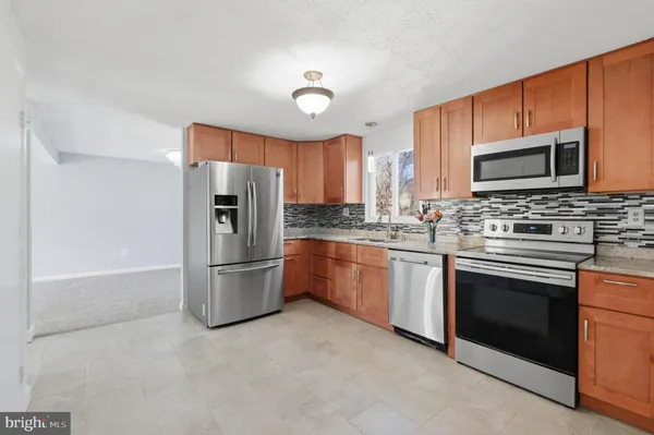 $469,000 | 6410 Killarney Street, Clinton, MD 20735