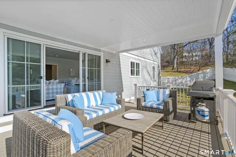 $1,999,000 | 218 Lower Farm Road, Fairfield, CT 06824