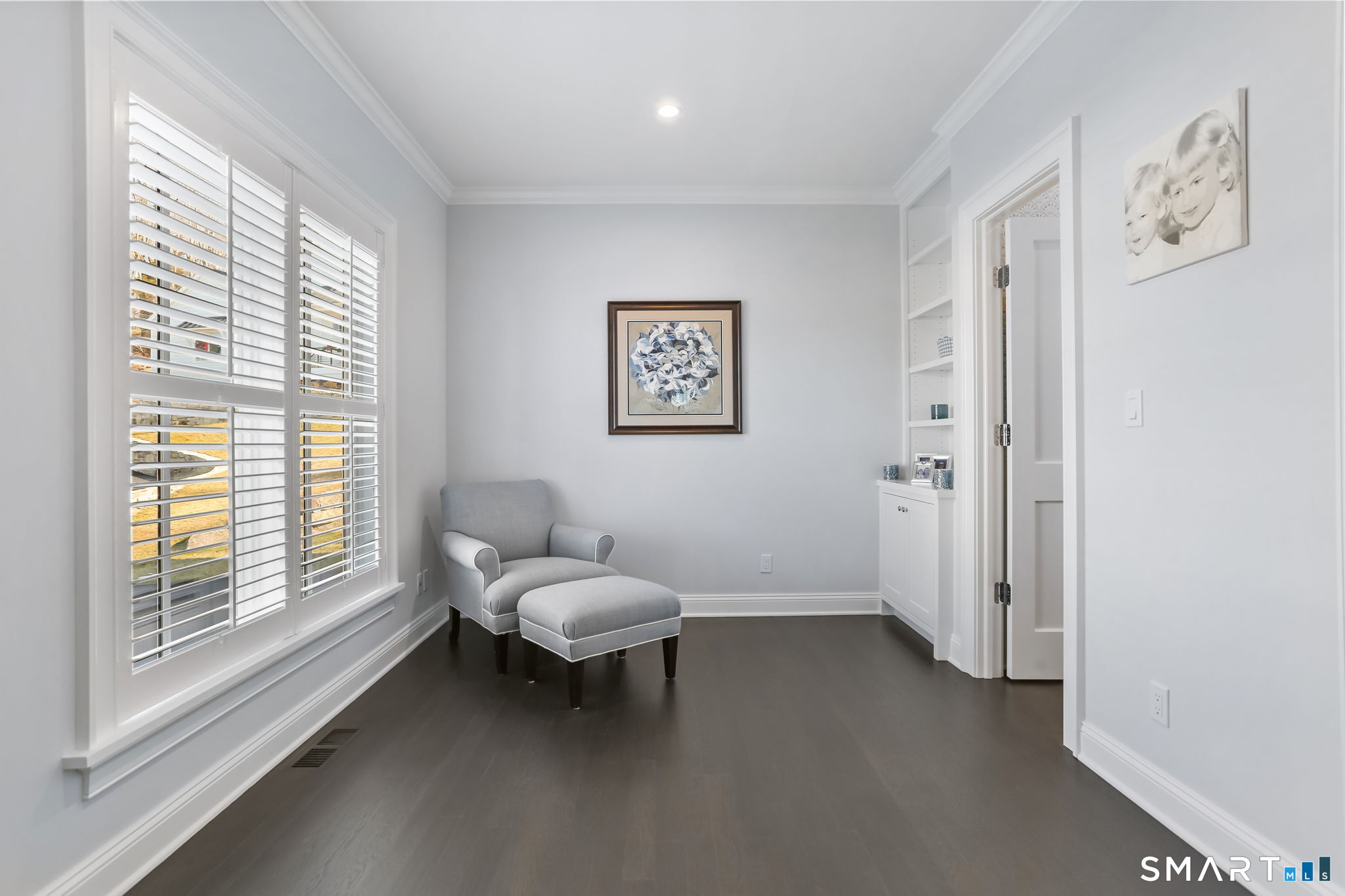 218 Lower Farm Road Fairfield, CT 06824 - Photo 13 of 40 First Floor Bedroom or Office. Has a closet and ensuite full bathroom.