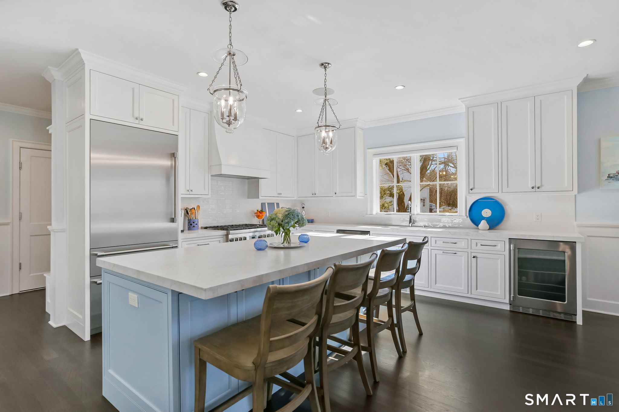 218 Lower Farm Road Fairfield, CT 06824 - Photo 15 of 40