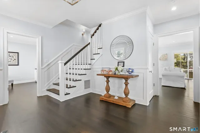 $1,999,000 | 218 Lower Farm Road, Fairfield, CT 06824