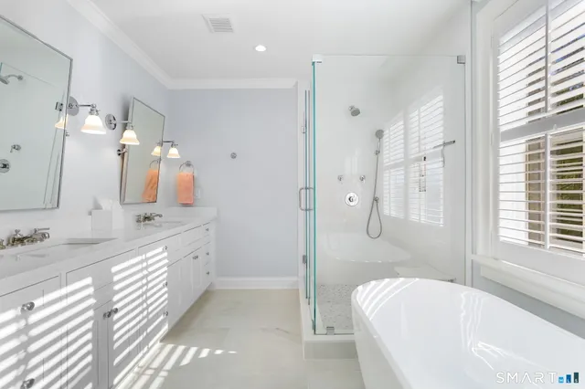 $1,999,000 | 218 Lower Farm Road, Fairfield, CT 06824