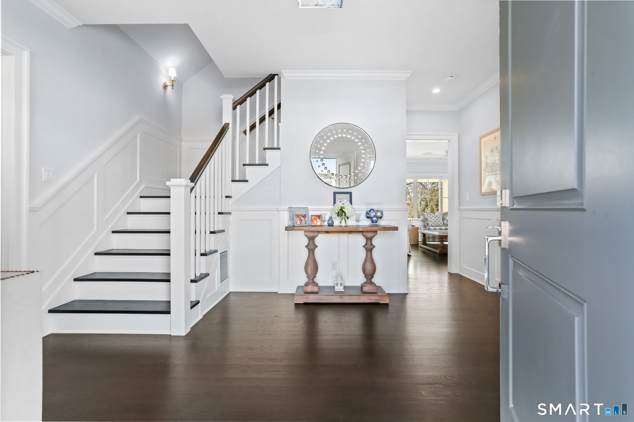 218 Lower Farm Road Fairfield, CT 06824 - Photo 3 of 40