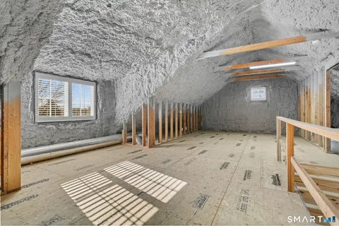 $1,999,000 | 218 Lower Farm Road, Fairfield, CT 06824