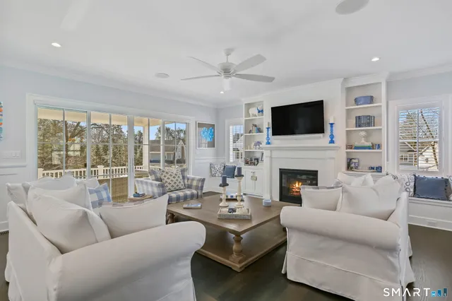 $1,999,000 | 218 Lower Farm Road, Fairfield, CT 06824