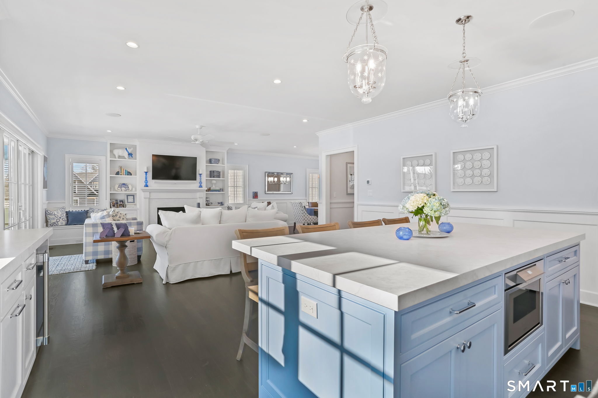 218 Lower Farm Road Fairfield, CT 06824 - Photo 10 of 40