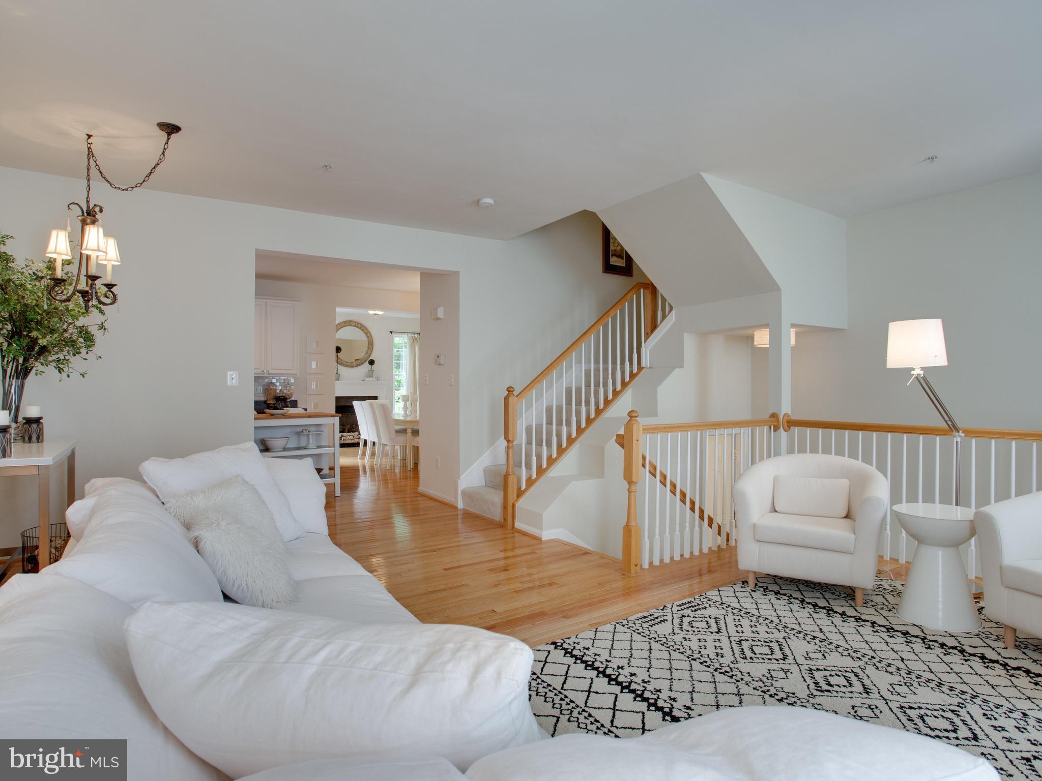 207 Tilden Way Edgewater, MD 21037 - Photo 4 of 29 Living Room