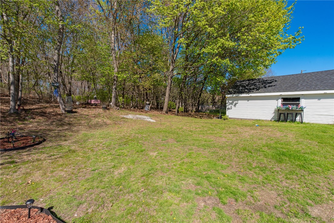 82 Patton Road Woonsocket, RI 02895 - Photo 29 of 43