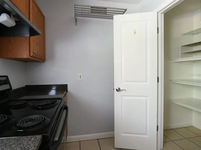 $149,000 | 507 Northwest 39th Road, Unit 215, Gainesville, FL 32607