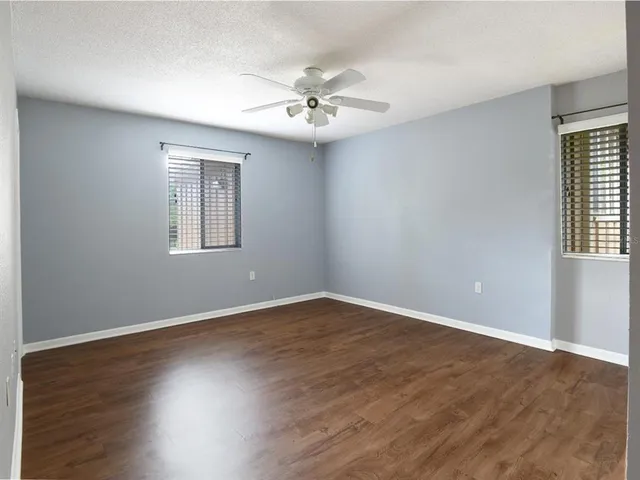 $149,000 | 507 Northwest 39th Road, Unit 215, Gainesville, FL 32607