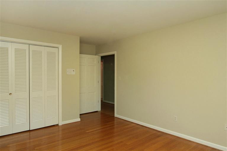 234 Chenault Road Lexington, KY 40502 - Photo 11 of 19 Photo 11