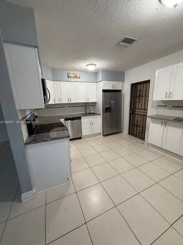 $2,600 | 13300 Northeast 10th Avenue, North Miami, FL 33161