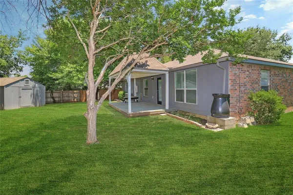 $2,095 | 7008 Hanging Cliff Place, North Richland Hills, TX 76182