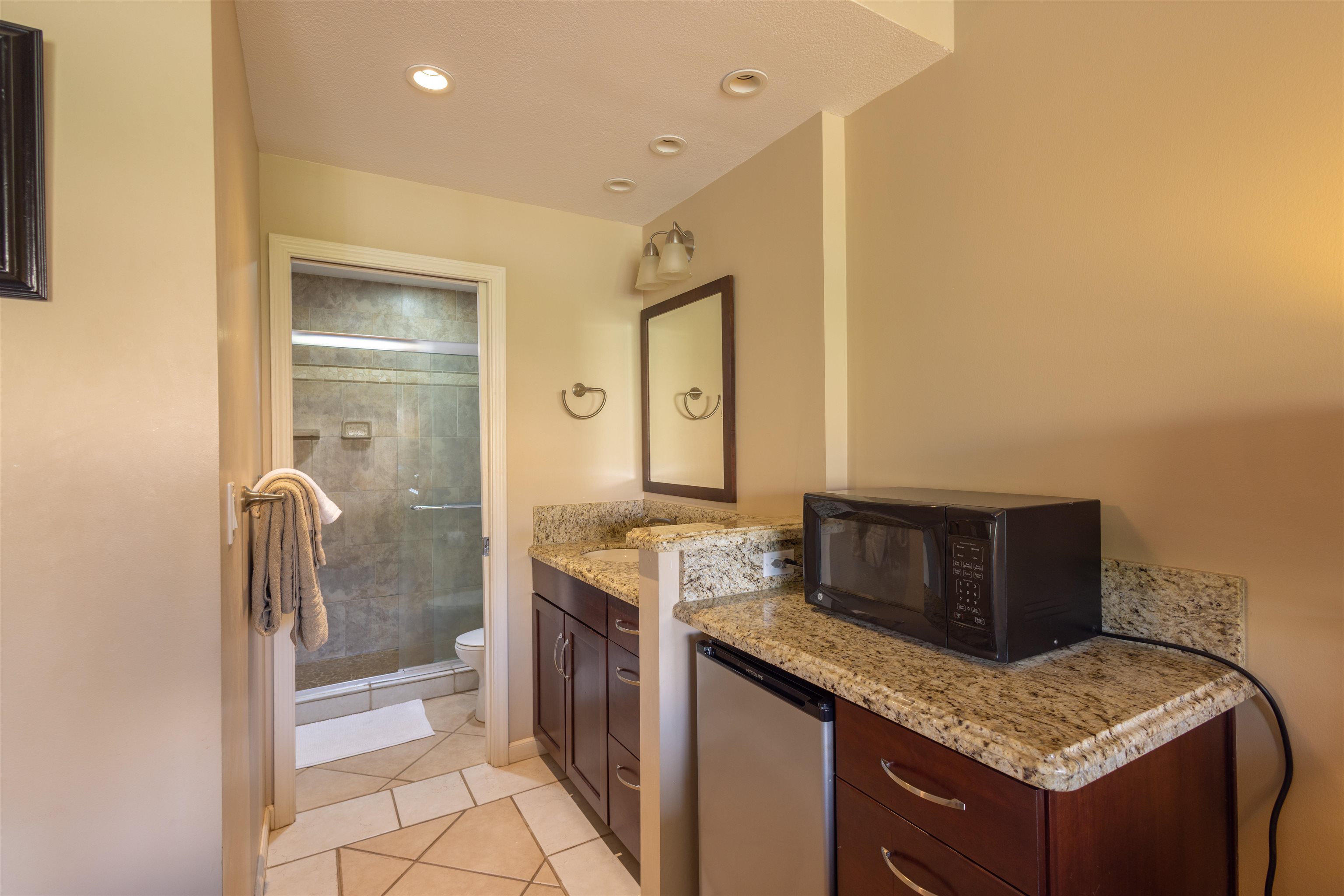 2575 South Kihei Road, Unit F206 Kihei, HI 96753 - Photo 24 of 45 Gallery Image 24