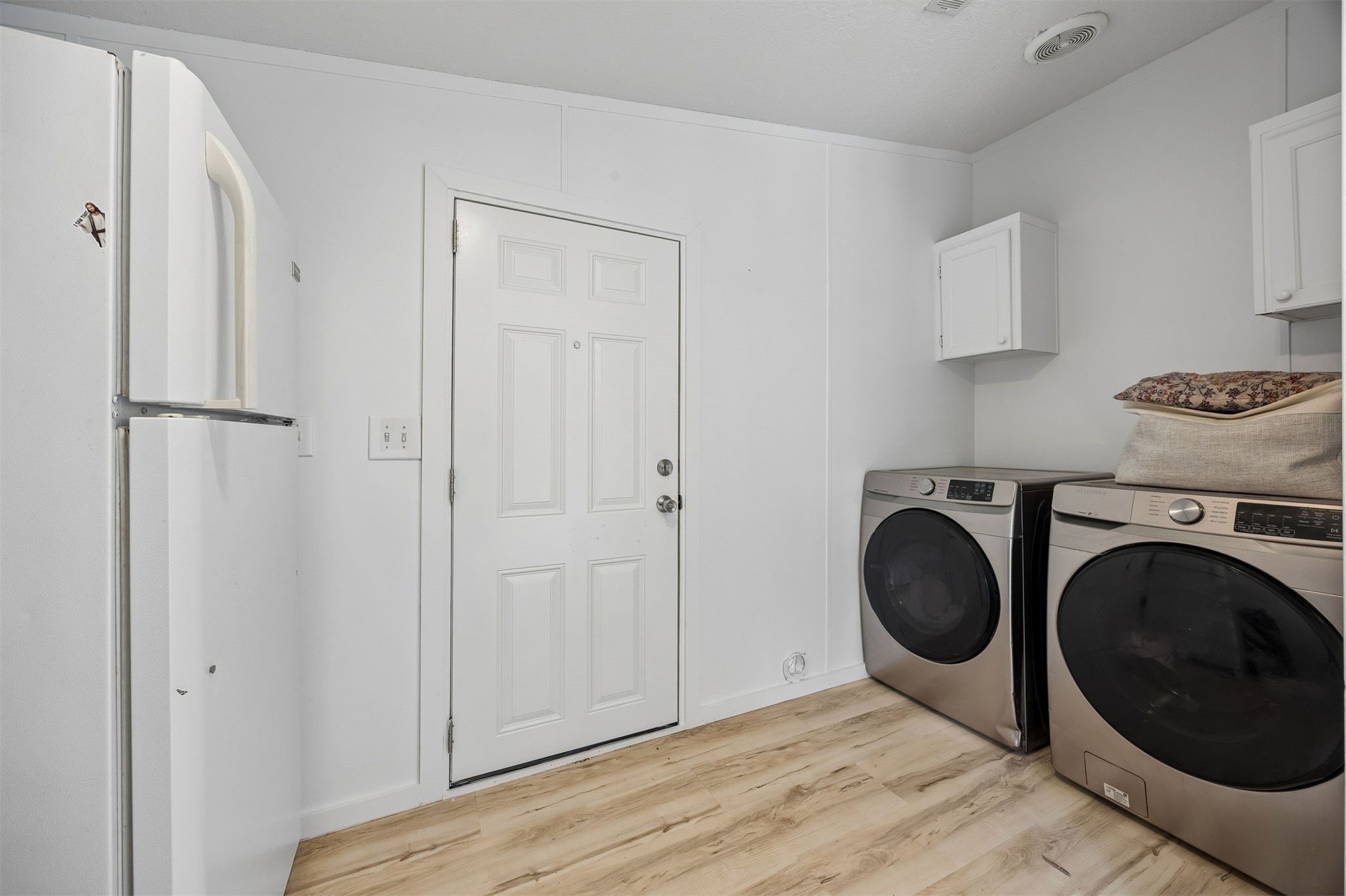 85356 Ashley Avenue Yulee, FL 32097 - Photo 28 of 37 Utility Room