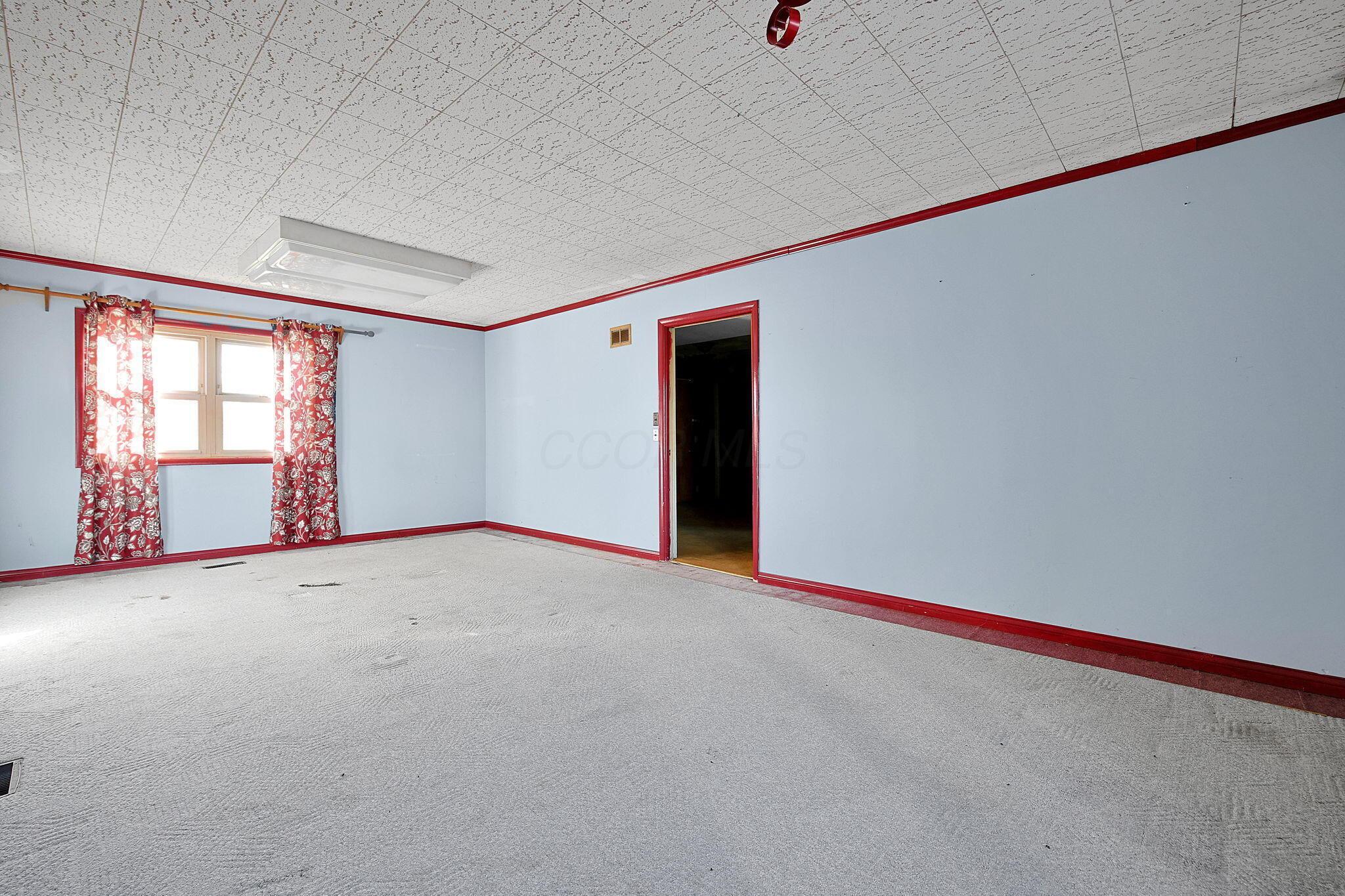 11802 Main Street Adelphi, OH 43101 - Photo 21 of 43 25-web-or-mls-11802-main-st