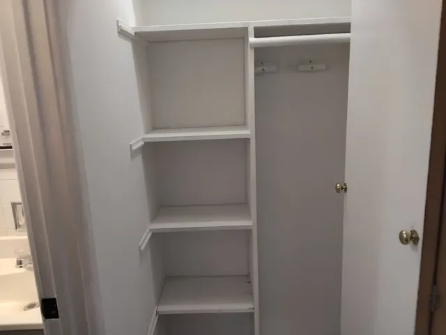 $195,000 | 1060 West Hollywood Avenue, Unit 502, Chicago, IL 60660