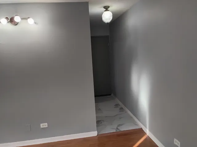 $195,000 | 1060 West Hollywood Avenue, Unit 502, Chicago, IL 60660