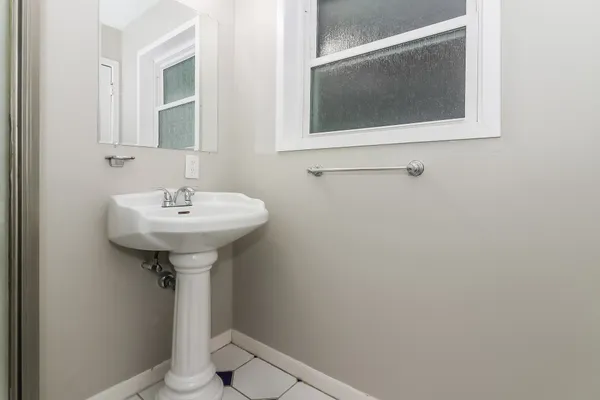 $235,500 | 1813 Marlock Lane, Pasadena, TX 77502